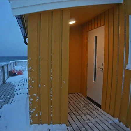 Arctic Beachfront Feriehus