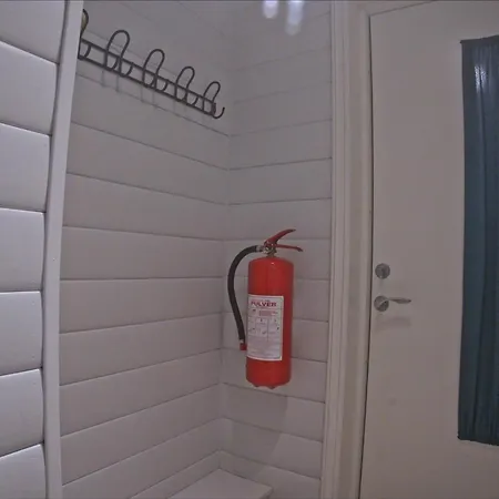 Arctic Beachfront Дом отдыха Karlsoy