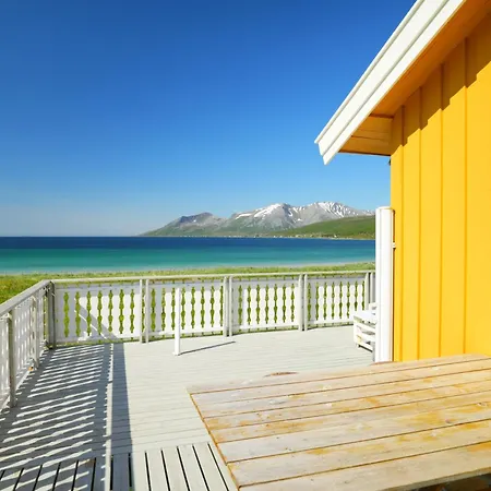 Feriehus Arctic Beachfront *