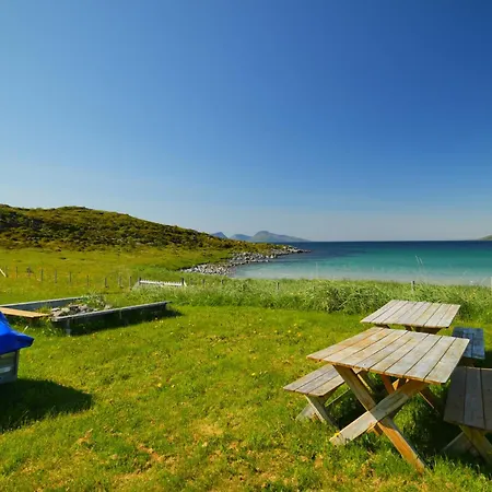 Arctic Beachfront Feriehus *