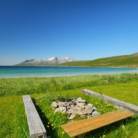 Arctic Beachfront Feriehus