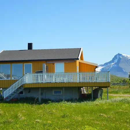 Tatil Evi Arctic Beachfront Karlsøy