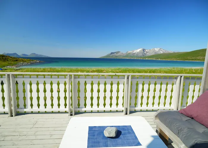 Arctic Beachfront * Karlsøy