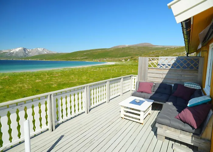 Tatil Evi Arctic Beachfront Karlsøy