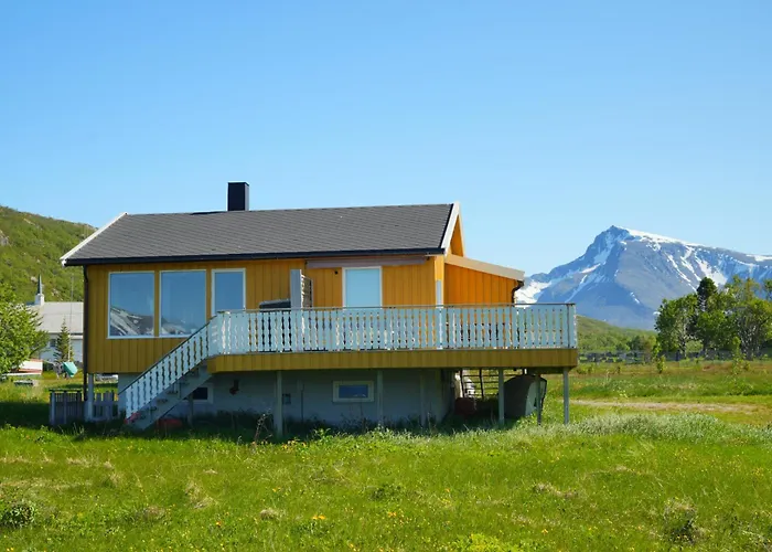 Tatil Evi Arctic Beachfront Karlsøy