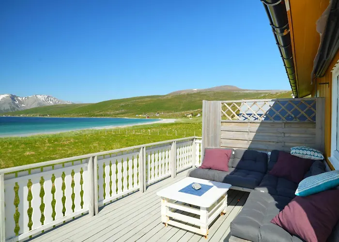 Arctic Beachfront Tatil Evi *